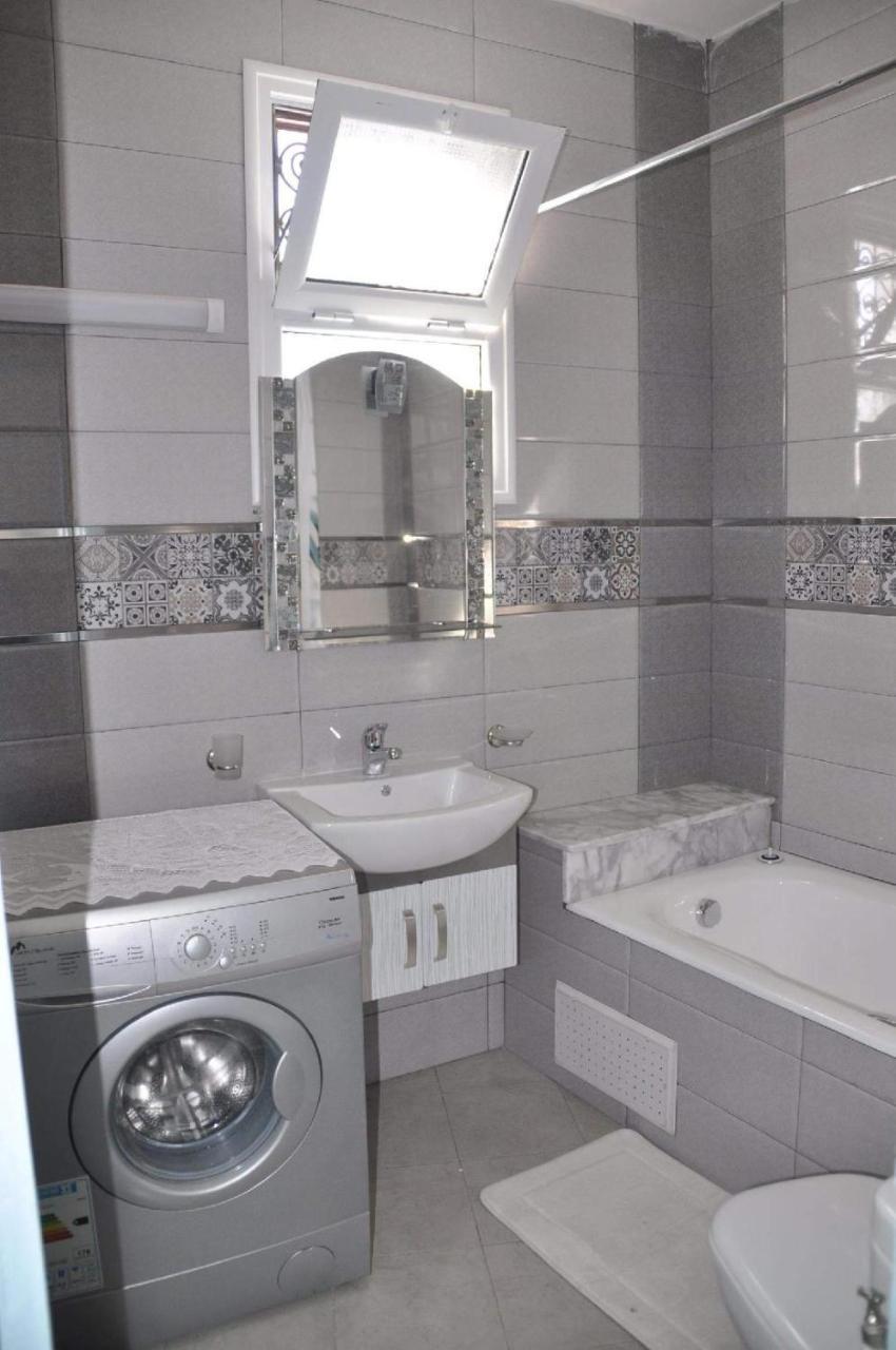 Apartment Sur Le Port De Free Wifi